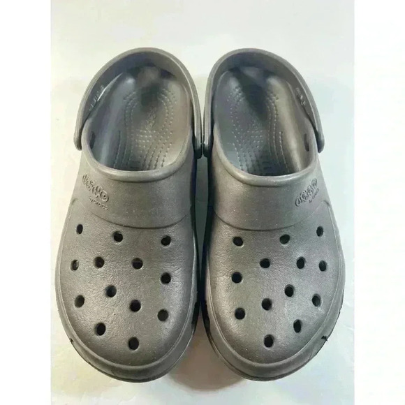 Crocs shoes - Picture 1 of 2